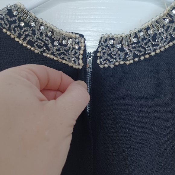 Vintage 40's Or 50's "Misses Dresses By Nelson Caine" LBD With Beaded Collar - Picture 6 of 7